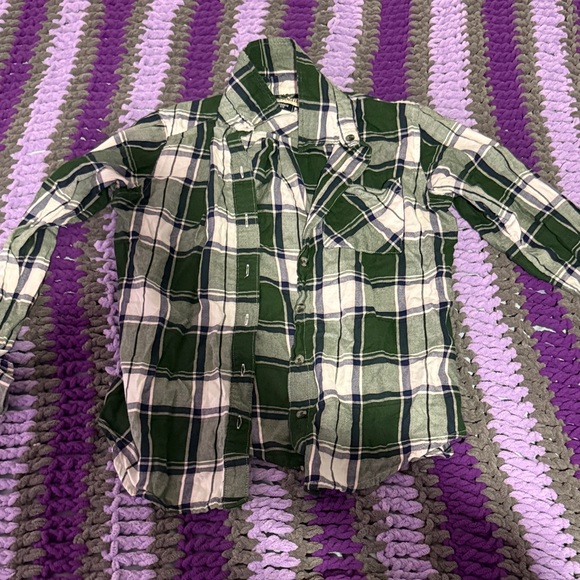 Magellan Outdoors Green and White Plaid Button Down Shirt - Picture 1 of 6